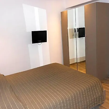 Fanny Apartahotel