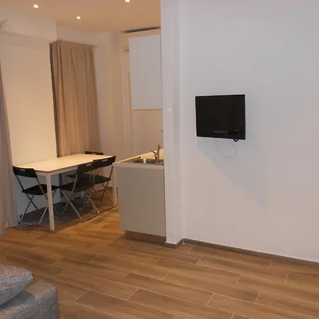 Hotel apartamentowy Fanny 4*